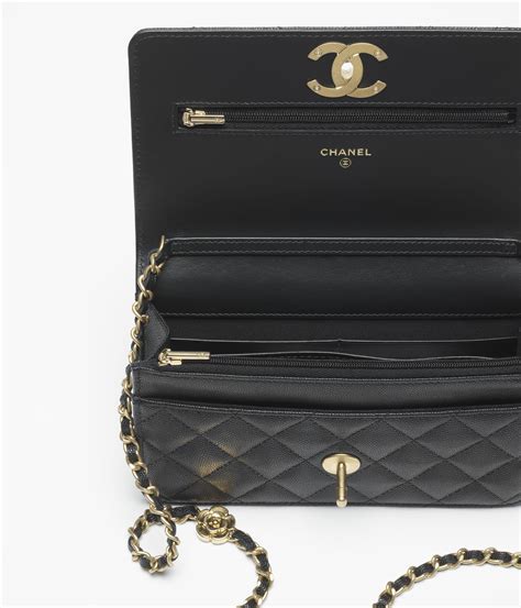chanel portemonnee bijenkorf